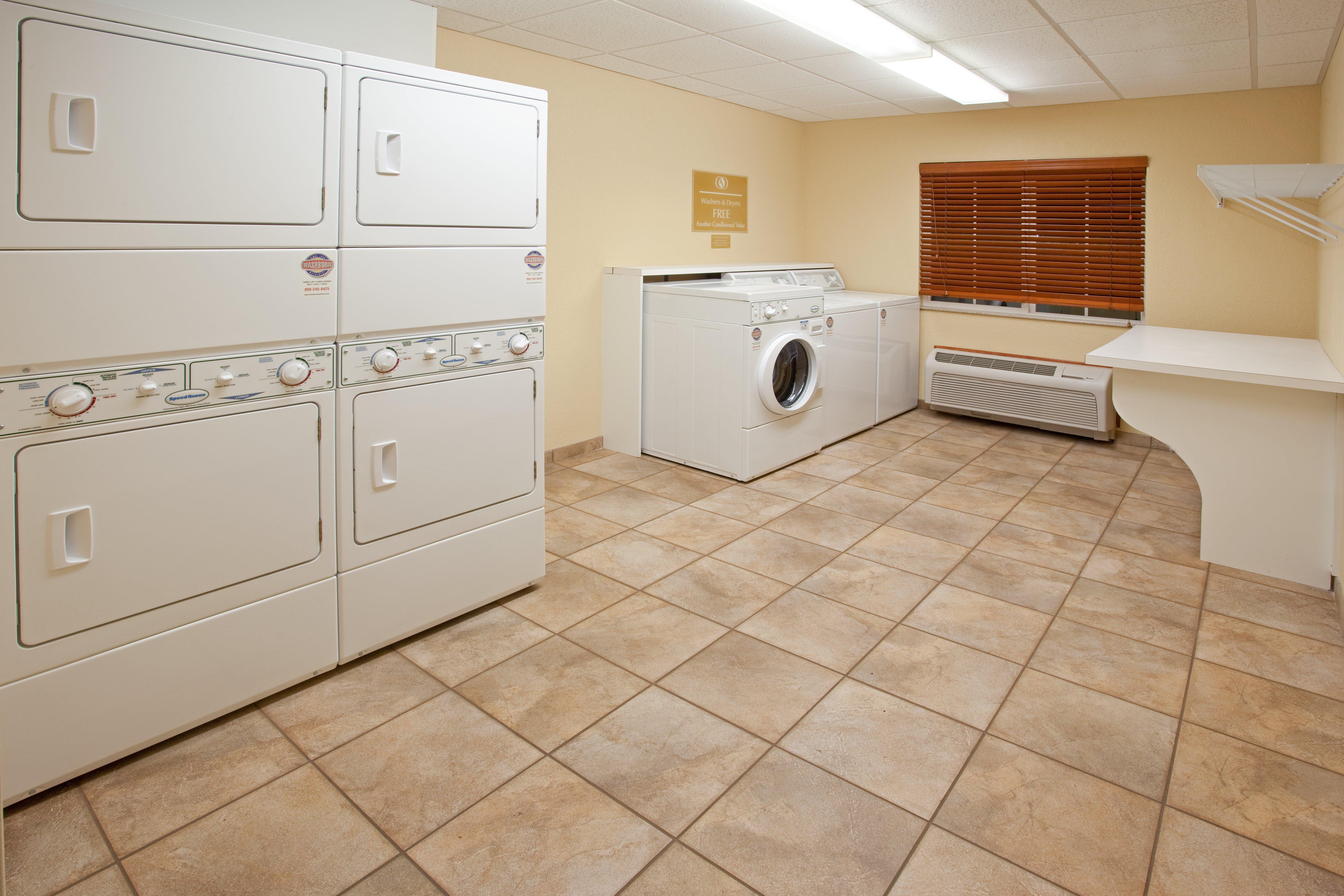 Candlewood Suites Elgin - Northwest Chicago By Ihg Екстер'єр фото